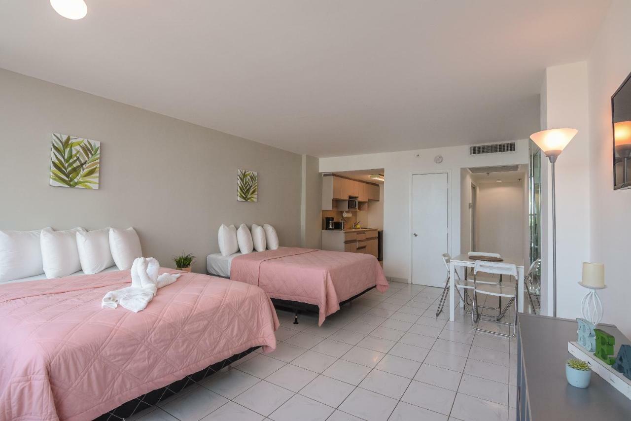 Castle Beach Suites By Vacation Media Miami Beach Eksteriør billede